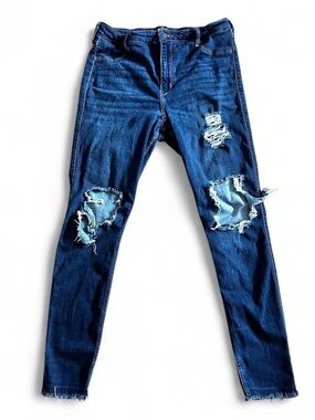 Hollister woman’s dark wash distressed highrise denim
jeans leggings Sz 15 32x30